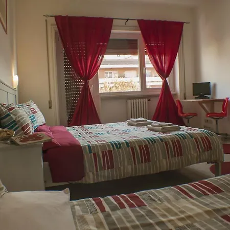 Bed And Breakfast At Home Di Chiara Hotel