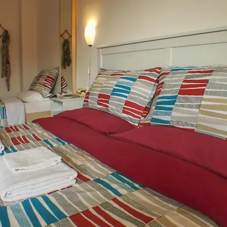 Bed And Breakfast At Home Di Chiara Hotel *