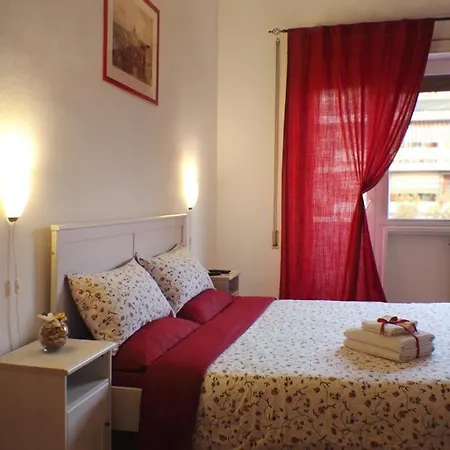 Hotel Bed And Breakfast At Home Di Chiara Rome