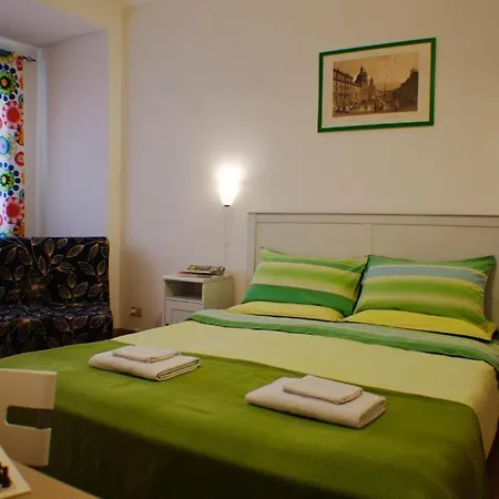 Bed And Breakfast At Home Di Chiara Hotel