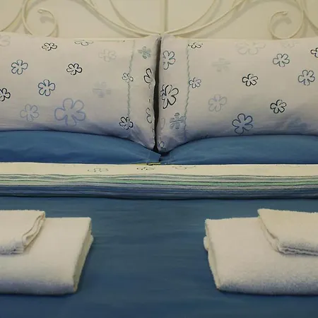 Bed And Breakfast At Home Di Chiara *